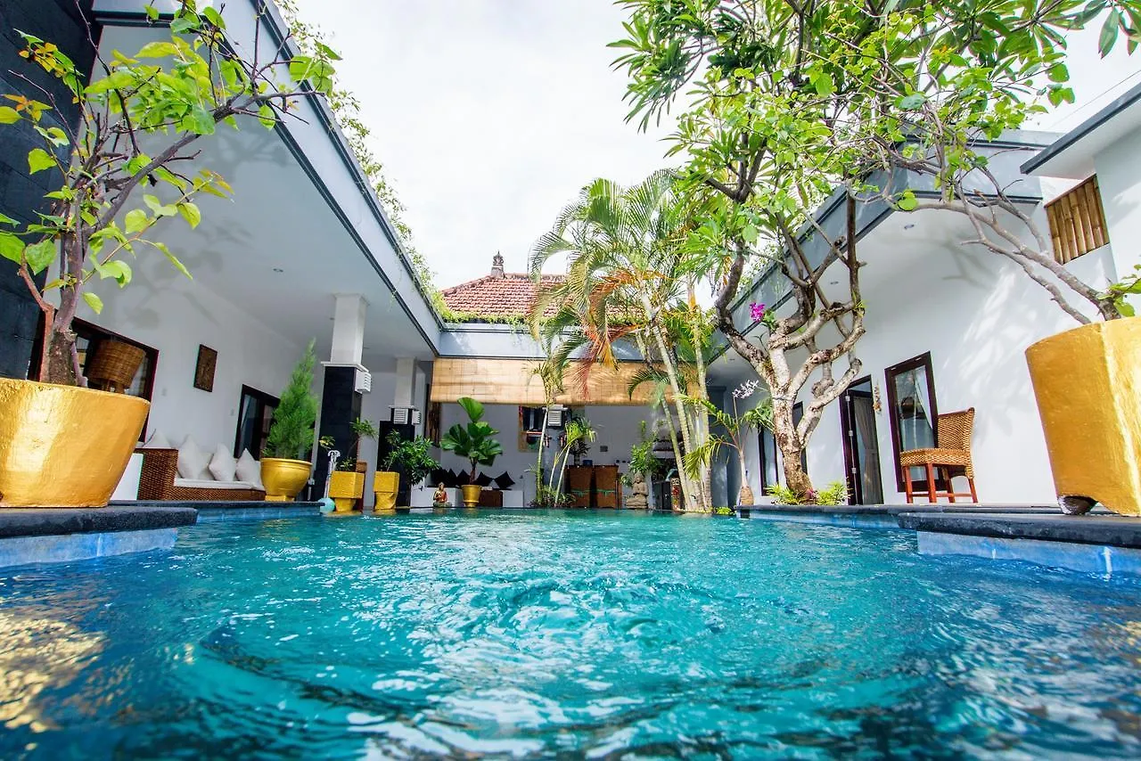 Av Villa Coco 세미냑