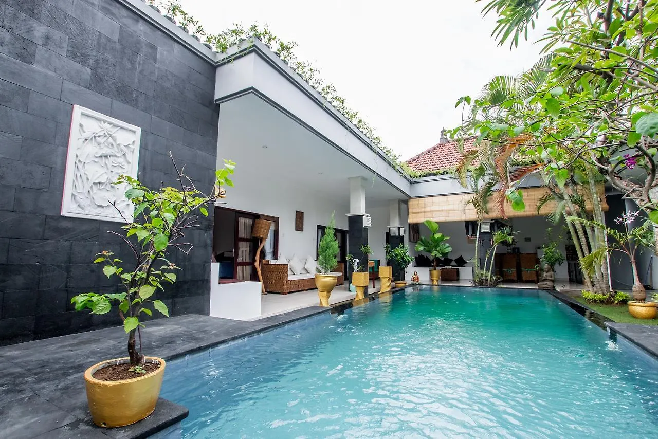 Av Villa Coco 세미냑